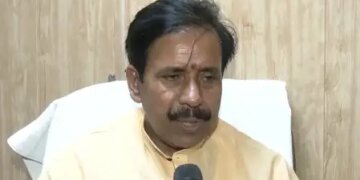 'Rahul Gandhi himself is a traitor', alleges BJP leaders