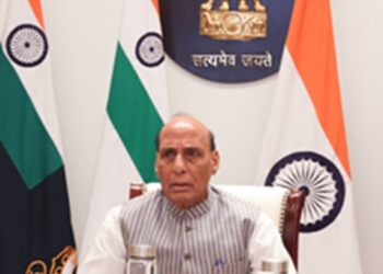 Rajnath Singh praised the joint rescue team on the successful rescue of 300 tourists in Gulmarg.