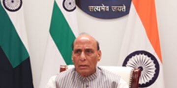 Rajnath Singh praised the joint rescue team on the successful rescue of 300 tourists in Gulmarg.