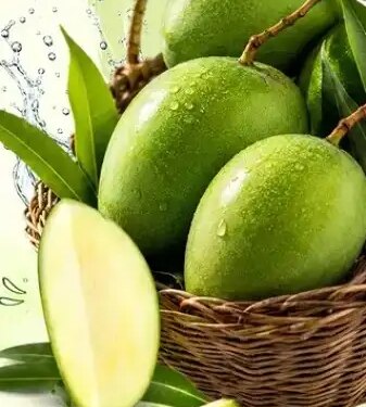 'Raw mango' is a companion of health in the scorching heat, there are many benefits of consuming it.