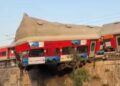 Rishikesh Train Accident Ujjaini Express Derailed. Yog Nagari Railway Station Ujjaini Express Engine Derails: Ujjaini Express derails in Rishikesh, creates chaos. News Track in Hindi