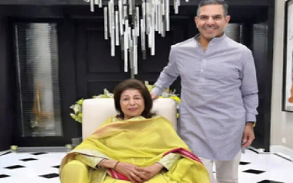Sanjay Kapoor property dispute: Rani Kapoor files new application in Supreme Court, demands to stop board meeting