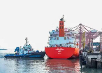 So far 2,922 sailors have been brought back safely, Indian flag ships completely safe in the Gulf region: Government