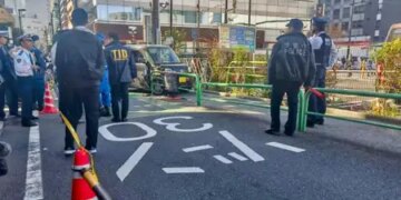 Spray spraying in Tokyo's Ginza Mall creates panic, 20 people fall ill
