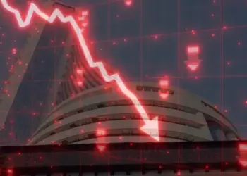 Stock Market closing: Bloodbath in the market on the first day of the week! Sensex closed down by almost 1300 points, Nifty slipped below 23,900.