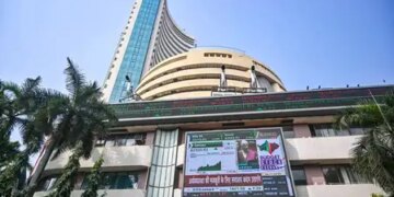 Stock market declined this week due to weak monsoon forecast and selling by foreign investors.