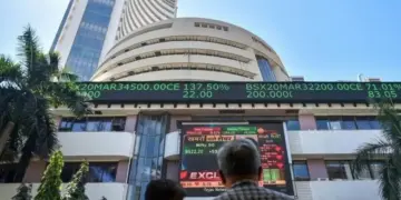 Strong rise of 500 points in Sensex! Maximum buying in bank and realty shares, investors' wealth increased by ₹ 1.90 lakh crore