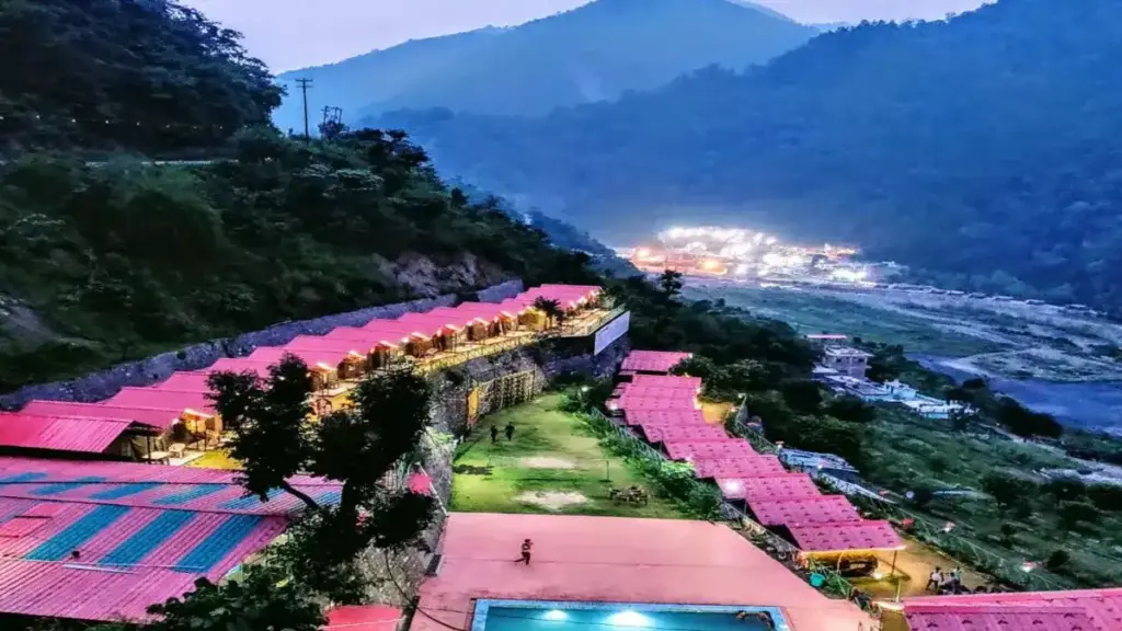 Summer Travel 2026: This is a cool and beautiful destination to escape the scorching sun, where you get cool breeze and spectacular views.
