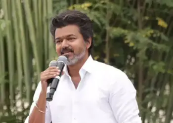 Tamil Nadu Politics: TVK's efforts to form government intensified, Vijay shifted 108 MLAs to hotel