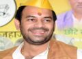 Tej Pratap Yadav Yogi Adityanath Akhilesh Yadav | Bihar Politics | Tej Pratap Yadav pulled hands with Akhilesh Yadav, turned out to be a fan of CM Yogi Adityanath; Political market hot. News Track in Hindi