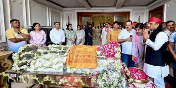 लखनऊ के भैसाकुंड में होगा मुलायम सिंह यादव के बेटे प्रतीक यादव का अंतिम संस्कार
