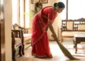 There are rules for keeping a broom in the house too! According to Vaastu, do not make these mistakes even by mistake, otherwise Goddess Lakshmi may get angry.