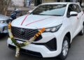 innova hycross-11