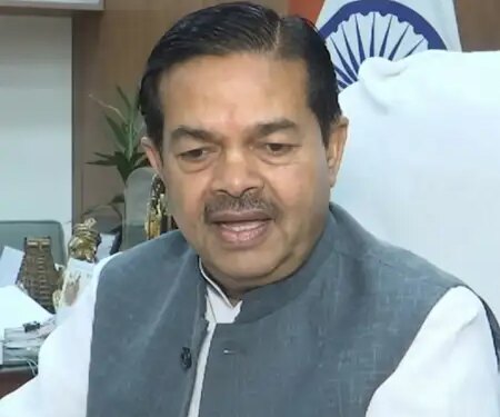 बतौर मुख्‍यमंत्री ममता बनर्जी का आखिरी कार्यकाल हो सकता है, इसलिए वह परेशान हैं : बीएल वर्मा