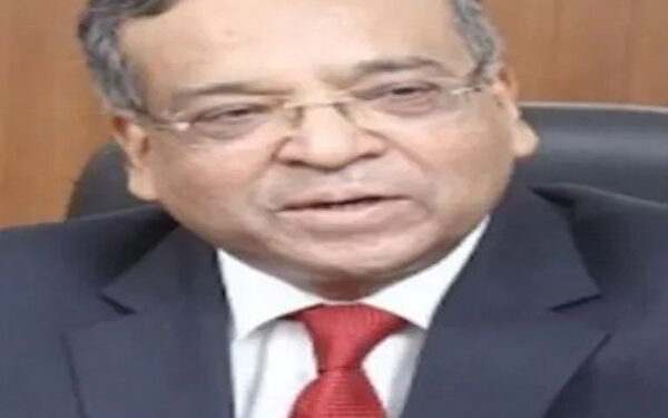 Tragic accident in Hauz Khas, former IAS officer Dhanendra Kumar dies after house fire