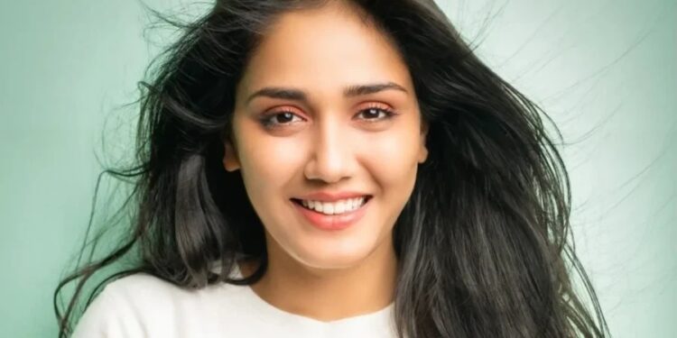 Twisha Sharma Case AIIMS Delhi Team to Conduct Second Postmortem in Madhya Pradesh Twisha Sharma case: Big twist in Twisha Sharma case! AIIMS Delhi's special team will conduct the second postmortem. News Track in Hindi