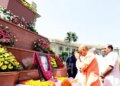 यूपी : सीएम योगी ने पूर्व पीएम चौधरी चरण सिंह को दी श्रद्धांजलि, बताया-किसानों का मसीहा
