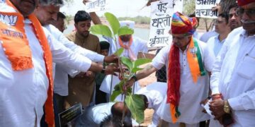 Water is like nectar, it is our collective responsibility to preserve it for the coming generations: Gajendra Singh Khinvsar