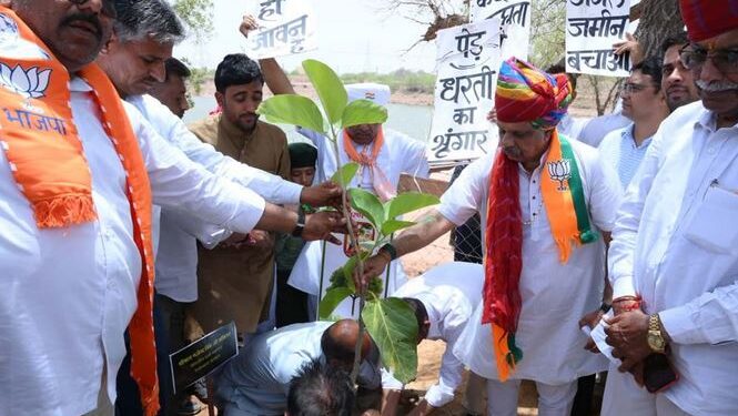 Water is like nectar, it is our collective responsibility to preserve it for the coming generations: Gajendra Singh Khinvsar
