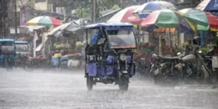 Weather changed suddenly in Delhi-NCR, hail fell after strong storm and rain, life affected.