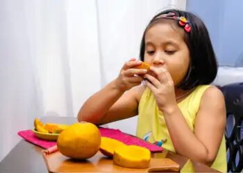 Why is eating mango considered a treasure of health in summer? Know the right time to eat it