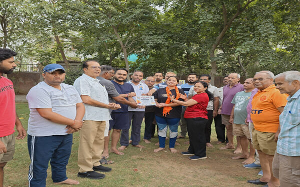Yoga practice program organized in Saraswati Nagar before International Yoga Day, citizens participated enthusiastically