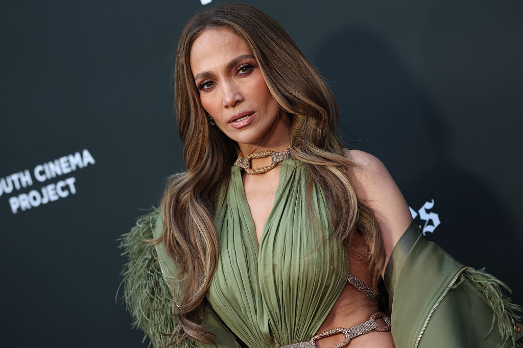 ≡ The bitter truth of Jennifer Lopez's life - sometimes there was no money for food, sometimes her heart was broken! 》Her Beauty
