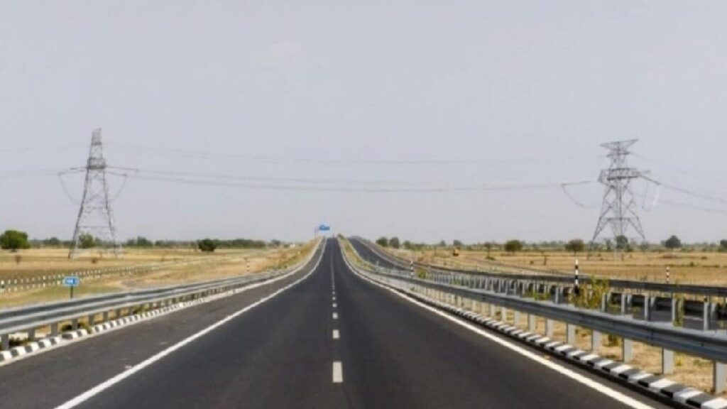 12 Years Modi Government|Uttarakhand Development News|Latest Hindi News|Samachar Hindi Newstrack | Uttarakhand News: Historic expansion in road connectivity, from Chardham All Weather Road to Delhi-Dehradun Corridor. News Track in Hindi