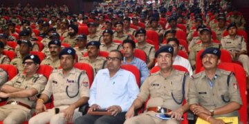Kainchi Dham Foundation Day: An impenetrable circle of security for Kainchi Dham fair is ready, a big exercise by Nainital Police on crowd management.