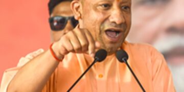 UP: 226 development projects gifted to Gorakhpur, certificates will be distributed to the beneficiaries.