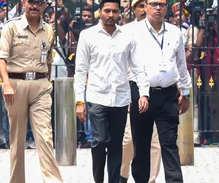 सिग्नेचर मिसमैच मामले में पूछताछ के बाद अभिषेक बनर्जी सीआईडी दफ्तर से निकले