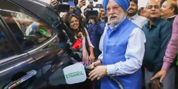 After E85 fuel outlets, government discussing expansion of ethanol based fuel: Hardeep Puri