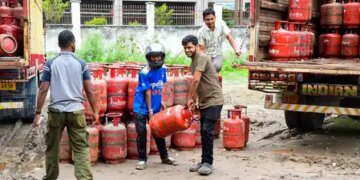 Amid West Asia crisis, supply cost of domestic LPG cylinder exceeds Rs 1,600