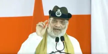 Amit Shah directs to organize border awareness camps to deal with the menace of drugs and weapons on the India-Bangladesh border