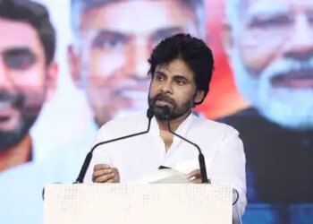 आंध्र प्रदेश : पारावाड़ा फार्मा सिटी अग्निकांड में पवन कल्याण और गृह मंत्री अनीता ने हालात की ली जानकारी, श्रमिकों की मौत पर जताया दुख