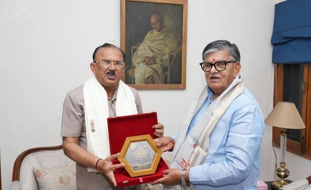 Assembly Speaker Devnani paid courtesy call on Punjab Governor Gulabchand Kataria
