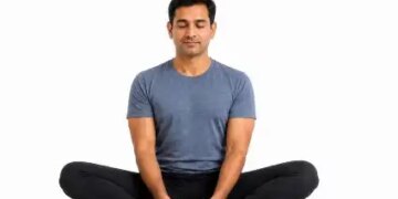 Baddha Konasana will provide relief from the problem of hypertension, practicing it for 15 minutes daily will provide many benefits.