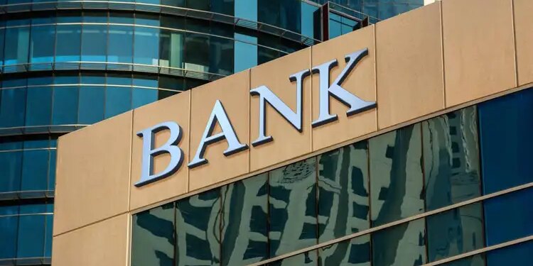 Bank Holiday Alert: Will banks be closed or open today on Saturday? Read these important updates before leaving home