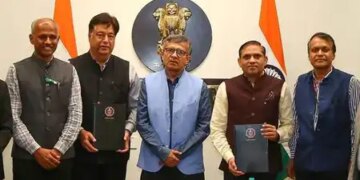 Big boost to self-reliant India: Defense Ministry signs agreement to purchase indigenous GNSS jammer worth Rs 449 crore for Indian Navy
