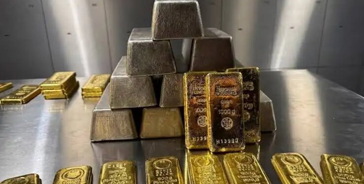 Big fall in the prices of gold and silver! Silver becomes cheaper by ₹ 9000, gold also becomes weak, know the reason and latest price