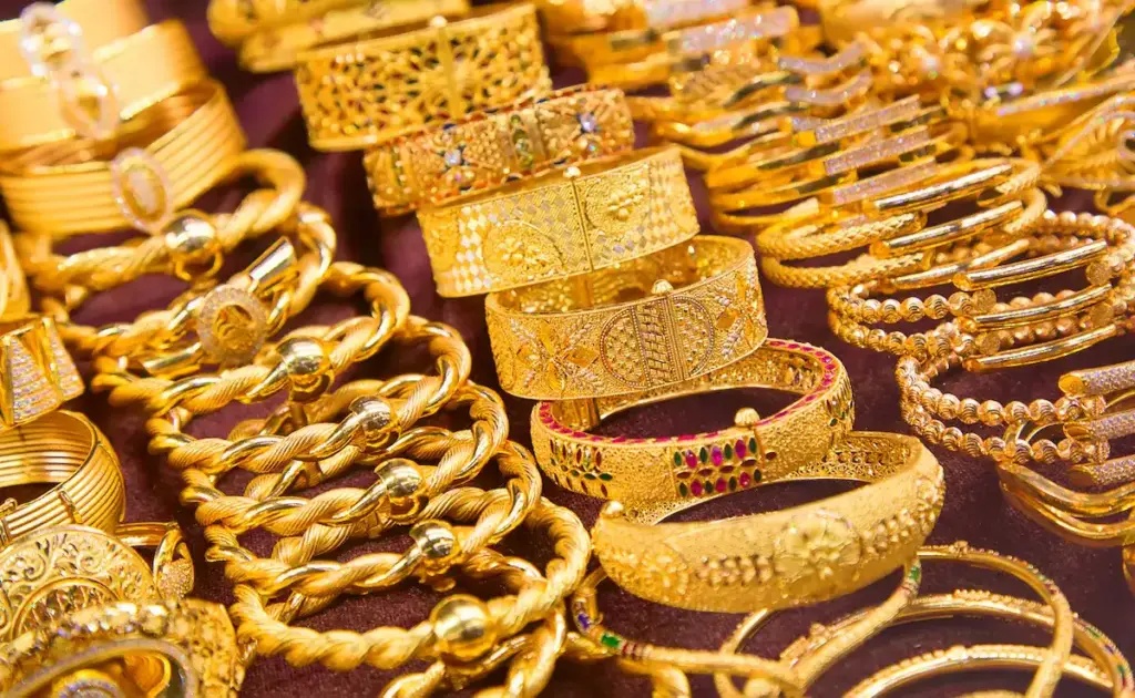 Big news for gold buyers! Gold in Delhi ₹ 1.46 lakh per 10 grams, check today's latest rate here