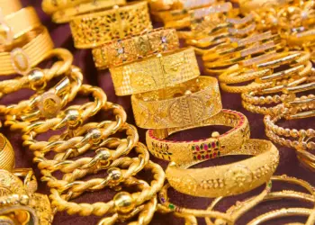 Big news for gold buyers! Gold in Delhi ₹ 1.46 lakh per 10 grams, check today's latest rate here