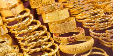 Big news for gold buyers! Gold in Delhi ₹ 1.46 lakh per 10 grams, check today's latest rate here