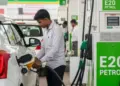 Big question on E20 petrol! Has the government given up? Warning boards on petrol pumps increase concern