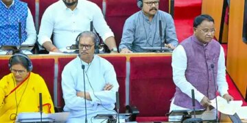 सीएम माझी ने नीति आयोग की बैठक में ओडिशा की विकास पहलों को किया पेश