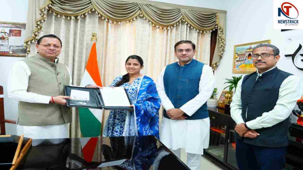 CM Pushkar Singh Dhami Sapna Rana Germany Nursing Job CM Skill Development Scheme CM Pushkar Singh Dhami: Dhami government's plan is amazing, Uttarakhand's daughter got a job in Germany worth Rs 3.30 lakh per month. News Track in Hindi