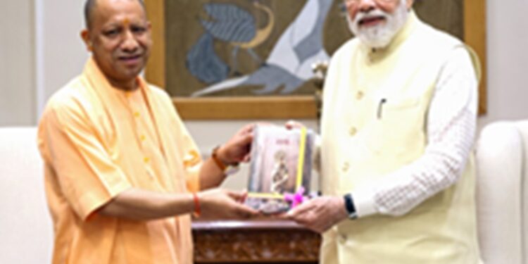 CM Yogi congratulated PM Modi on his longest tenure, said - 'This is an unprecedented record of public trust and national service'