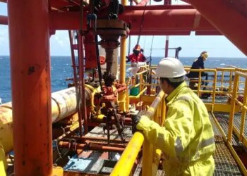 Center extends custom duty exemption on important petrochemical imports till July 15