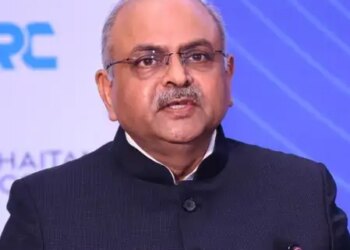 Center re-appoints Ravi Aggarwal as CBDT Chairman for the next six months