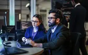 Changing job market due to AI: Know in the video, big changes in areas like IT, law and commerce, new challenge of skills